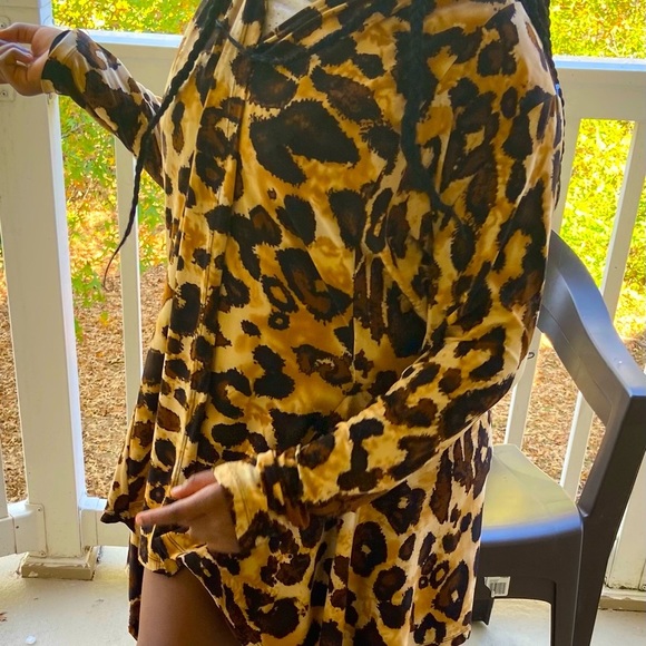 Bacci Leopard Print Stretch Cardigan Size … - Picture 2 of 10